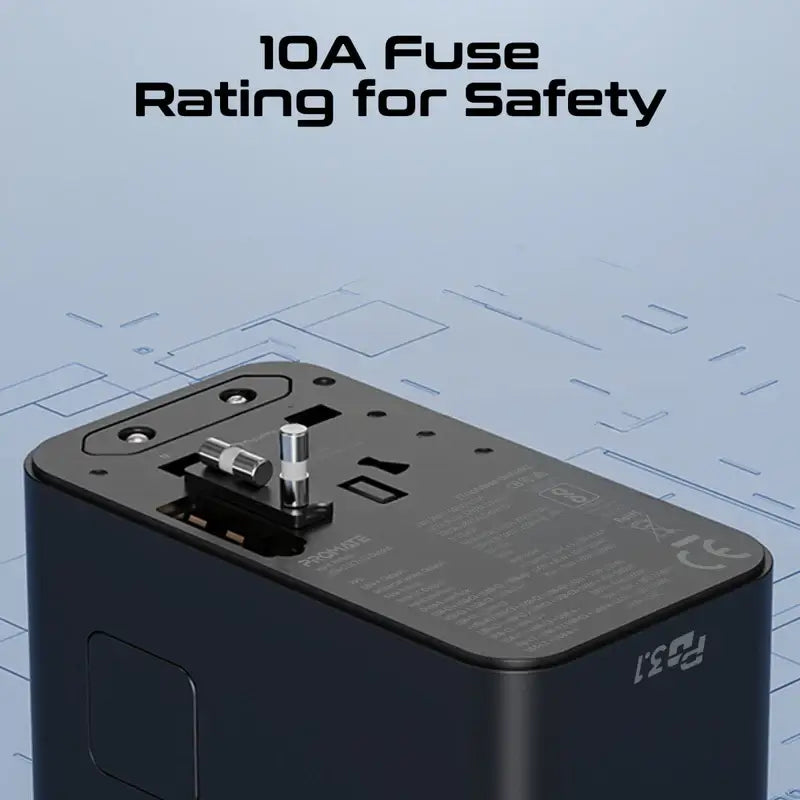 TripMate-GaN160 Universal Travel Adapter